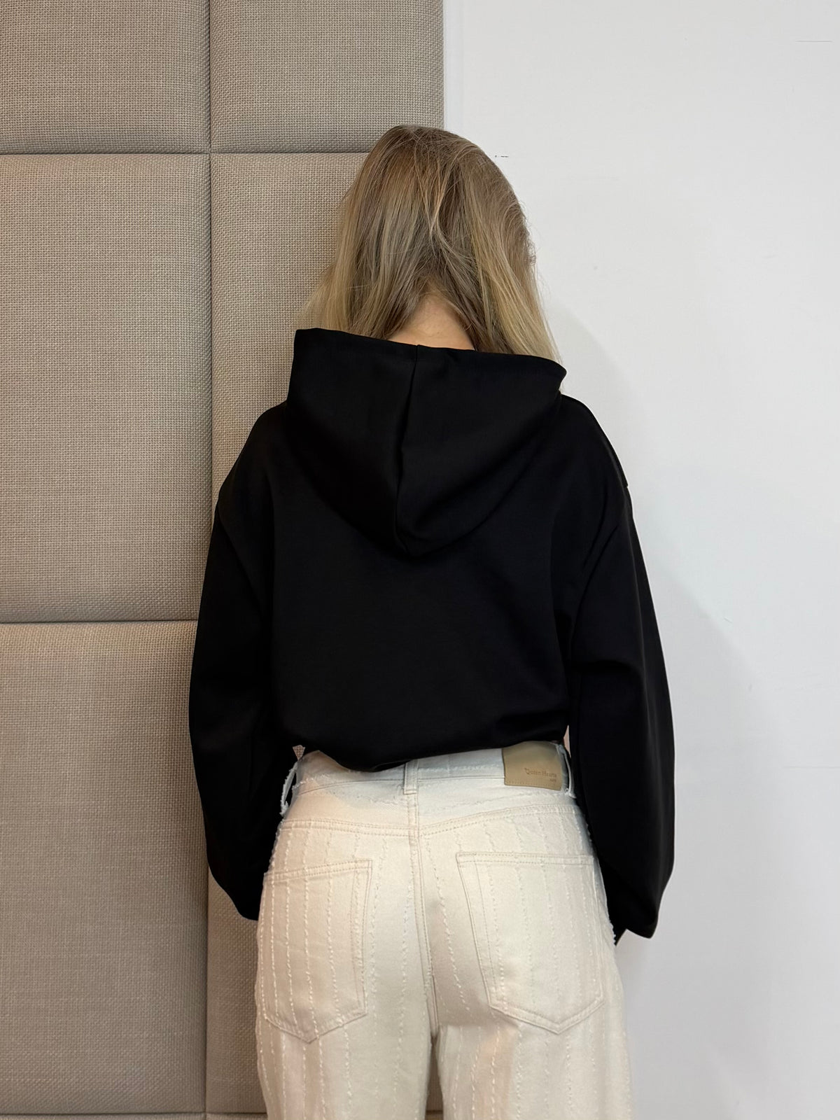 Robine Capuchon Sweater - Zwart