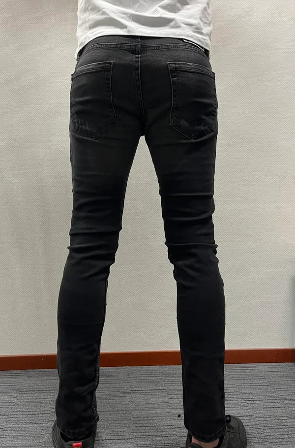 Black Bomba Slim Fit Jean - Zwart - Flexxfashion Flexxfashion Black Bomba Slim Fit Jean - Zwart