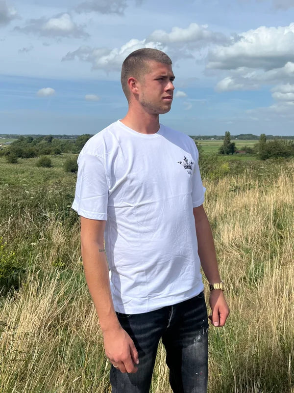 King T-Shirt - Wit