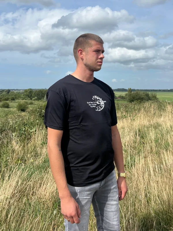 Clock T-Shirt - Zwart