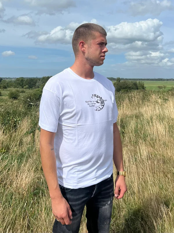 Clock T-Shirt - Wit