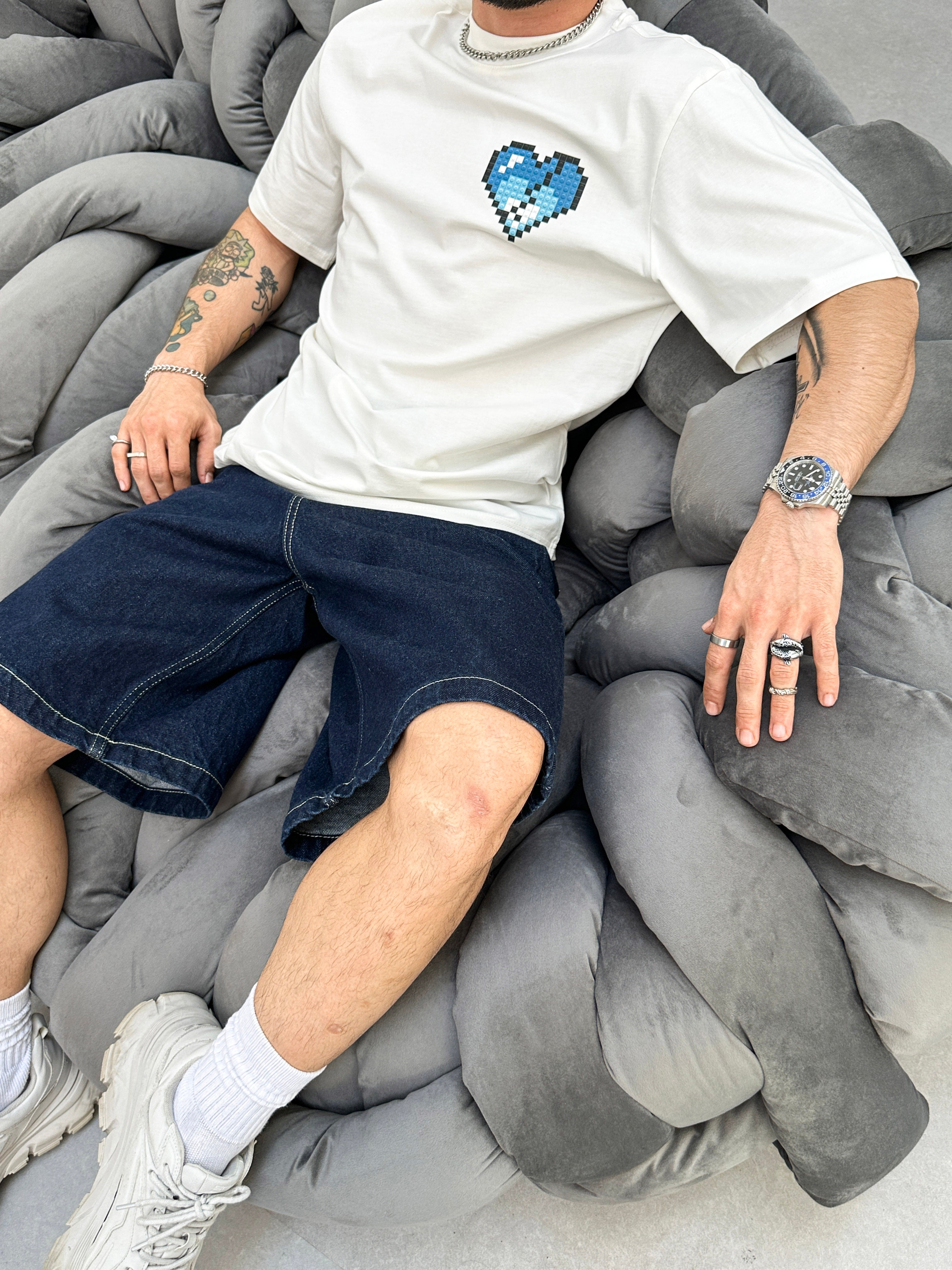 Blue Logo T-Shirt - Wit