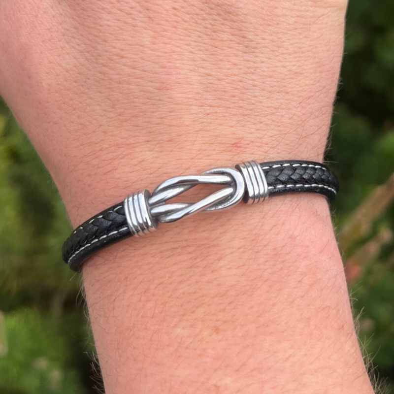 Anchor Connection Bracelet - Black