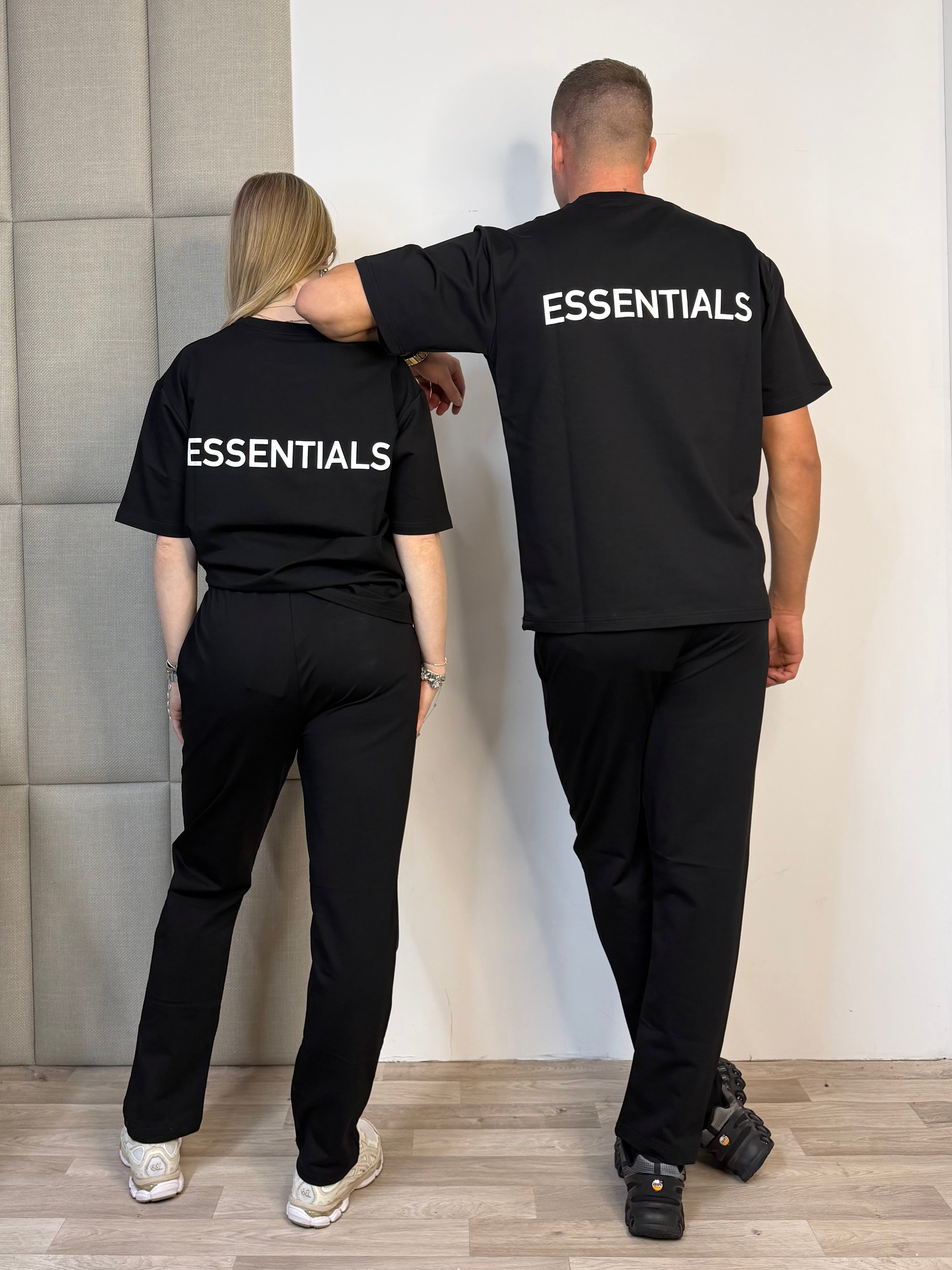 Essentials Two-Piece - Zwart