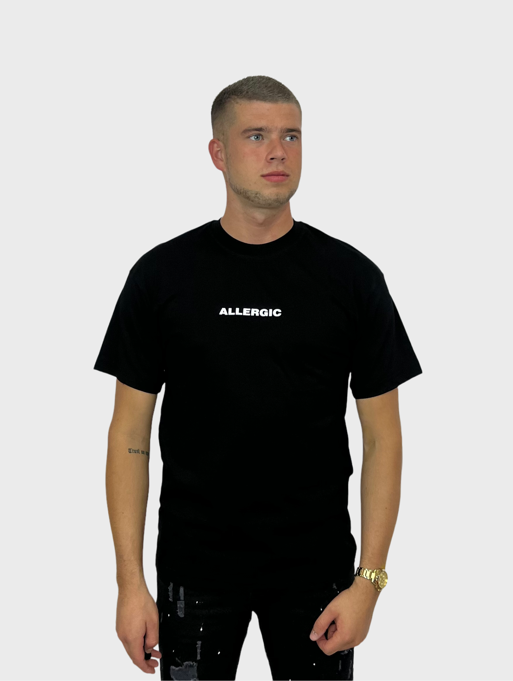 I am Allergic T-Shirt - Zwart