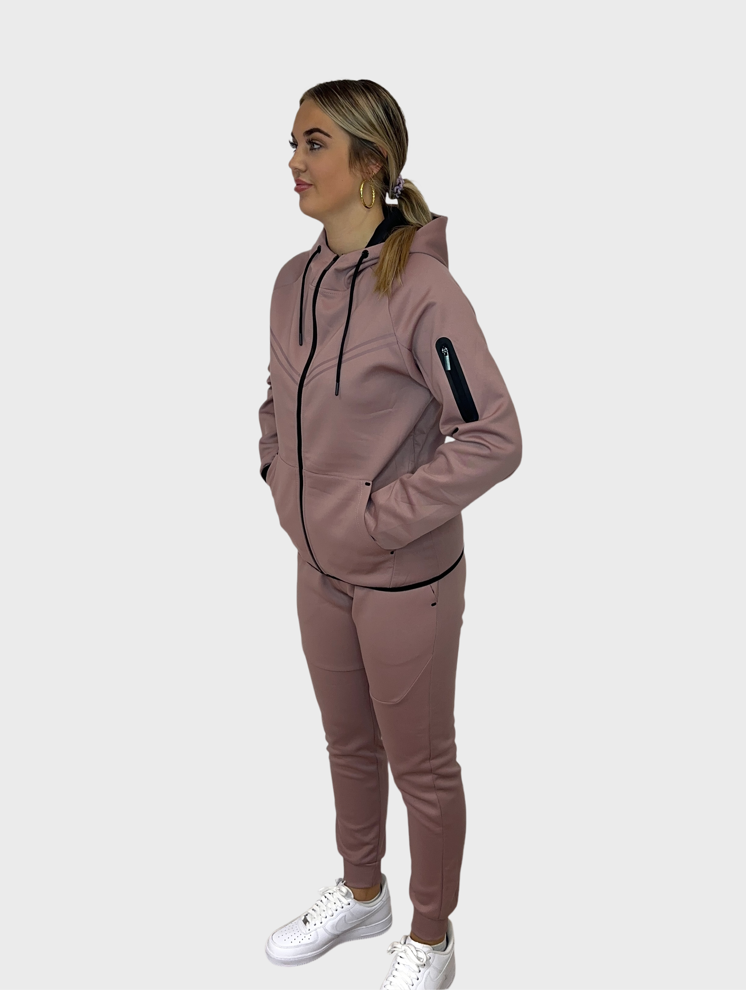 Infano Trainingspak - Oud Roze