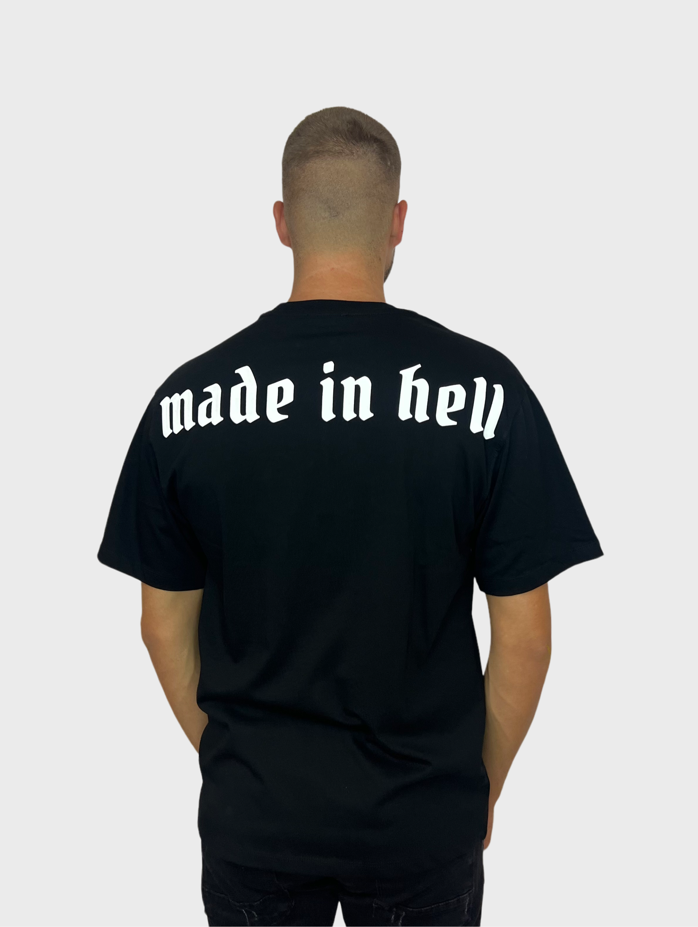 Made in Hell T-Shirt - Zwart