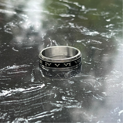 Roman Numeral Ring - Zwart